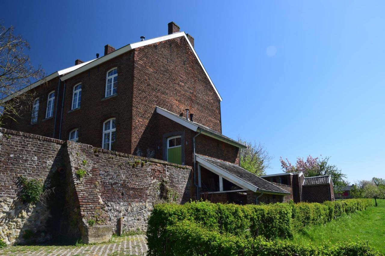 Mille Fleurs - Apartments Voeren Eksteriør billede