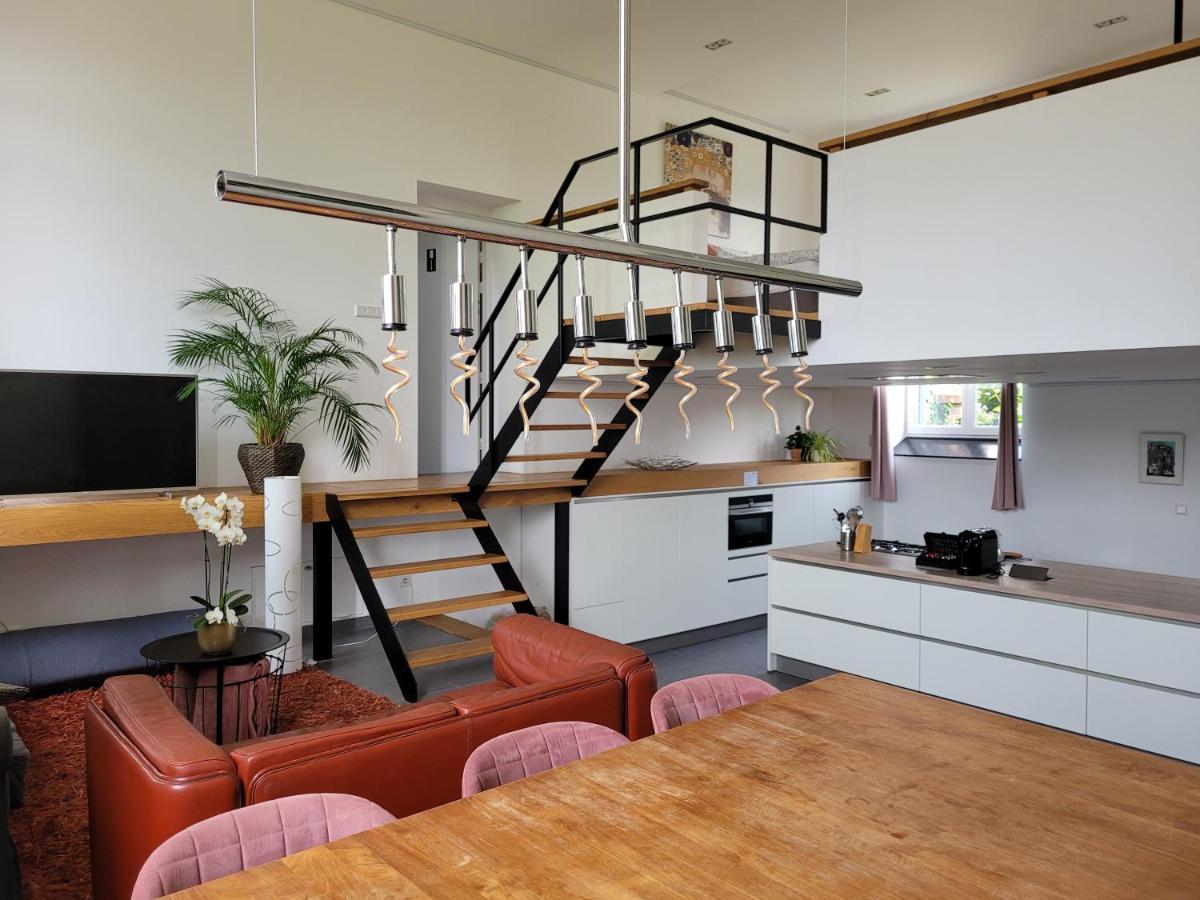 Mille Fleurs - Apartments Voeren Eksteriør billede